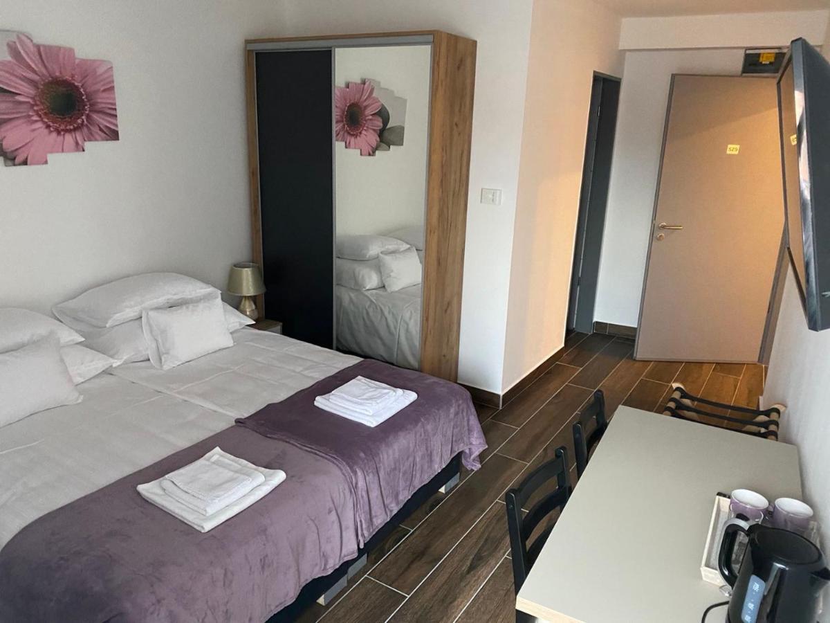 M70 Apartmanhaz Miskolc Luaran gambar