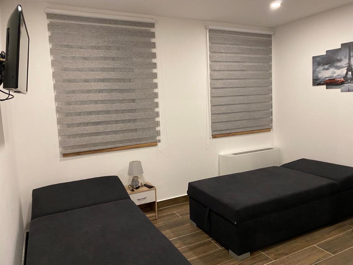 M70 Apartmanhaz Miskolc Luaran gambar